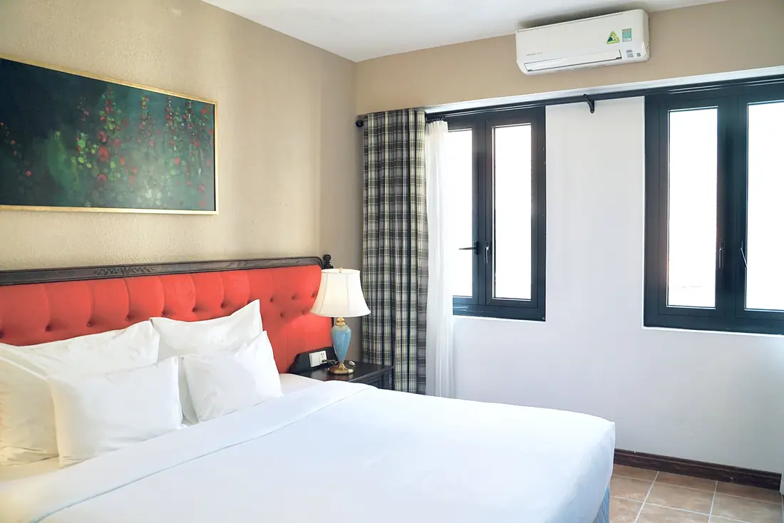Phòng Superior giường đôi cạnh cửa sổ – Venus Hotel Tam Đảo